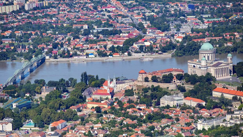 Esztergom / Štúrovo und ihre Umgebung